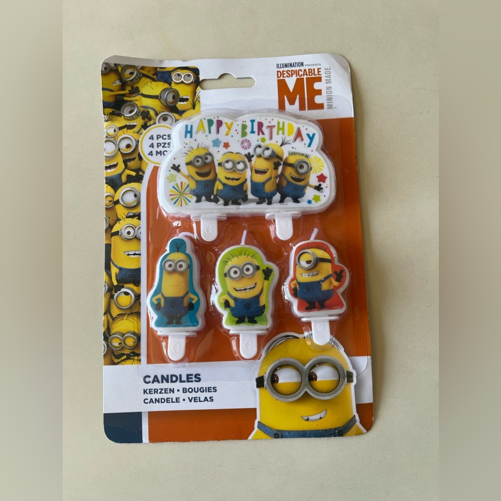 Minion Birthday Banner, Pin and Candle Set - Picture 4 of 4